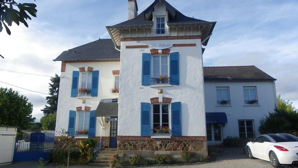 Hotel Restaurant Le Chalet Guéméné-Penfao Exteriör bild
